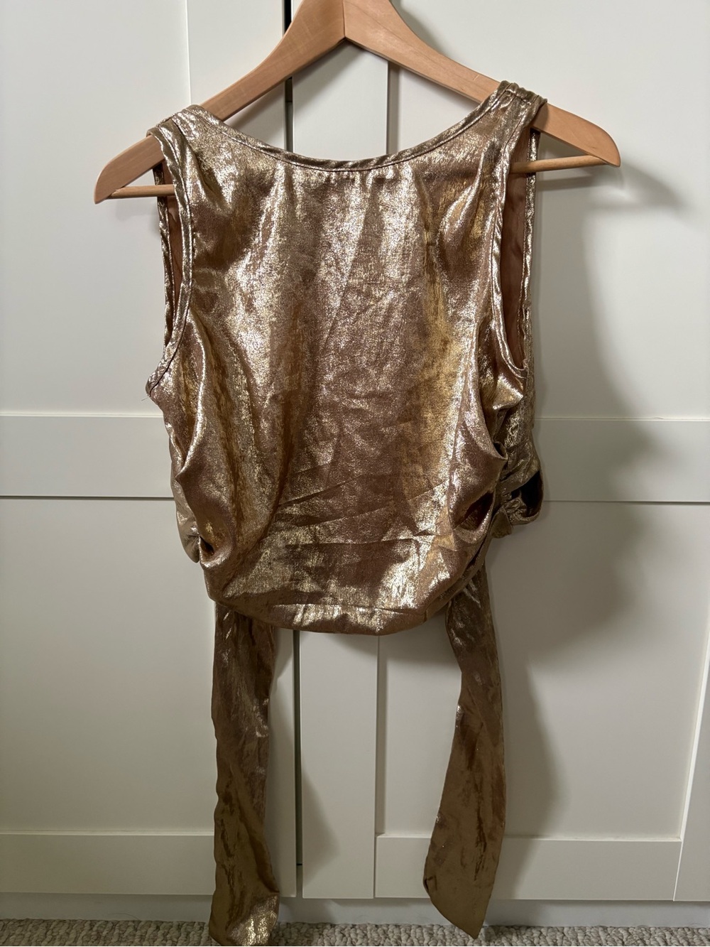 SHEIN Metallic Gold Sleeveless Tie-Back Crop Top